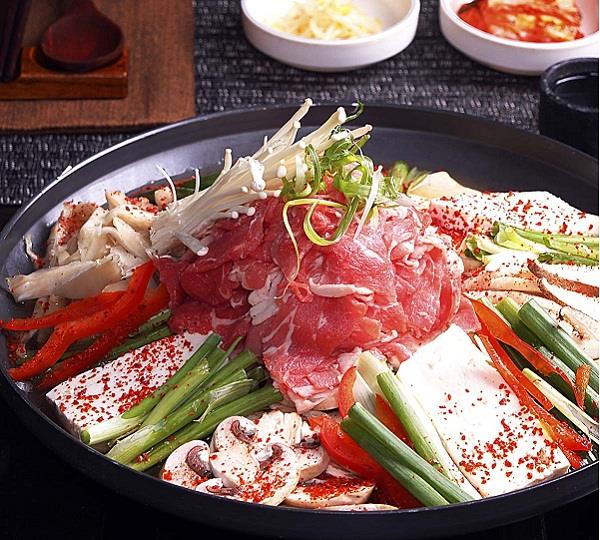 Lẩu thịt bò Hàn Quốc